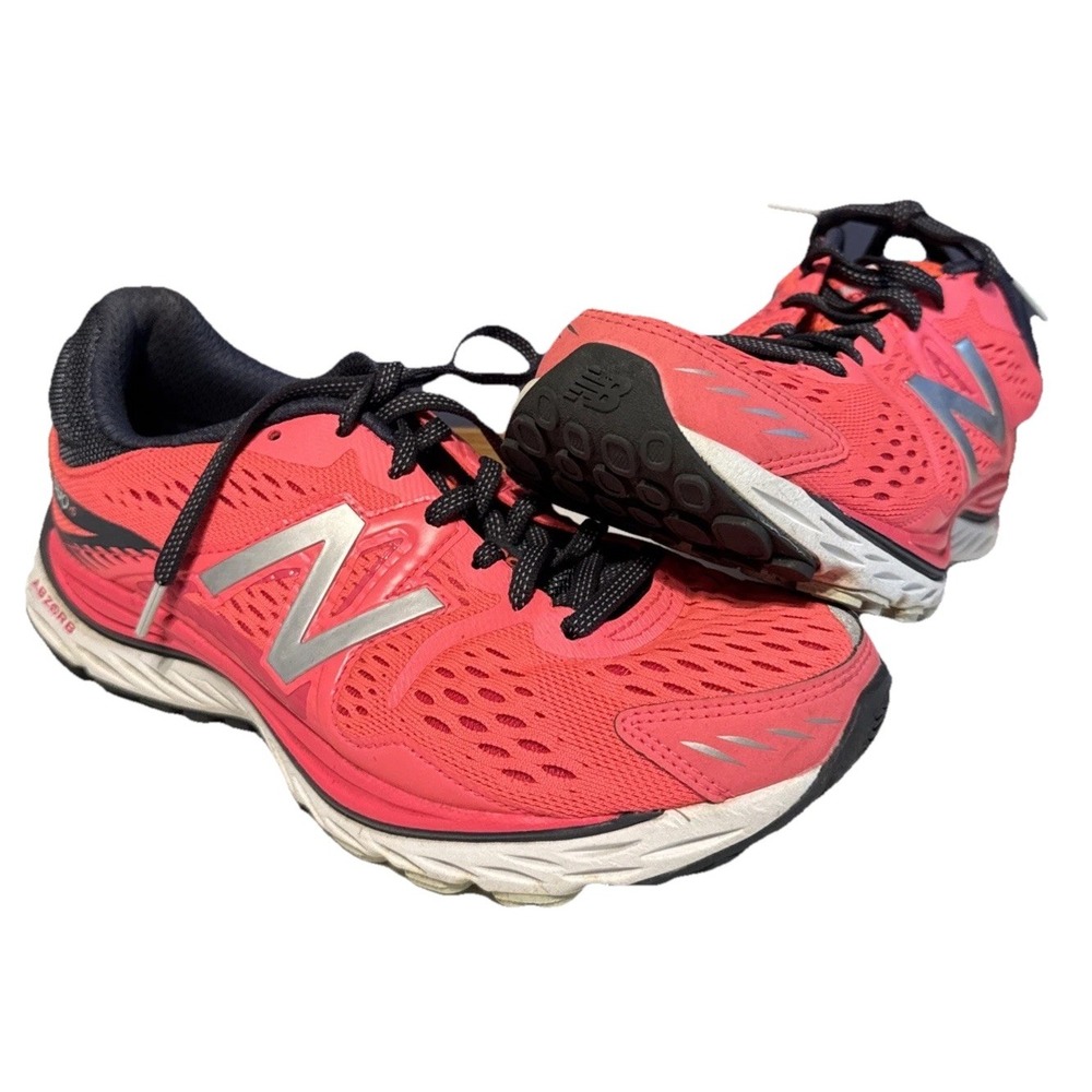New Balance Women's Running Shoes Size 8 Pink Gray Cushioned Athletic Sneakers